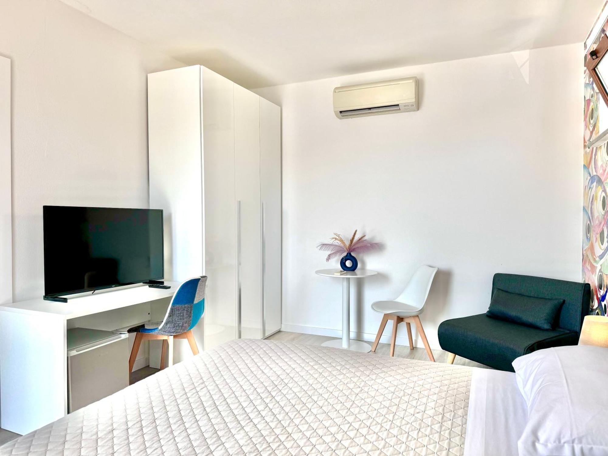 Mirage Rooms & Apartments 韦内雷港 外观 照片