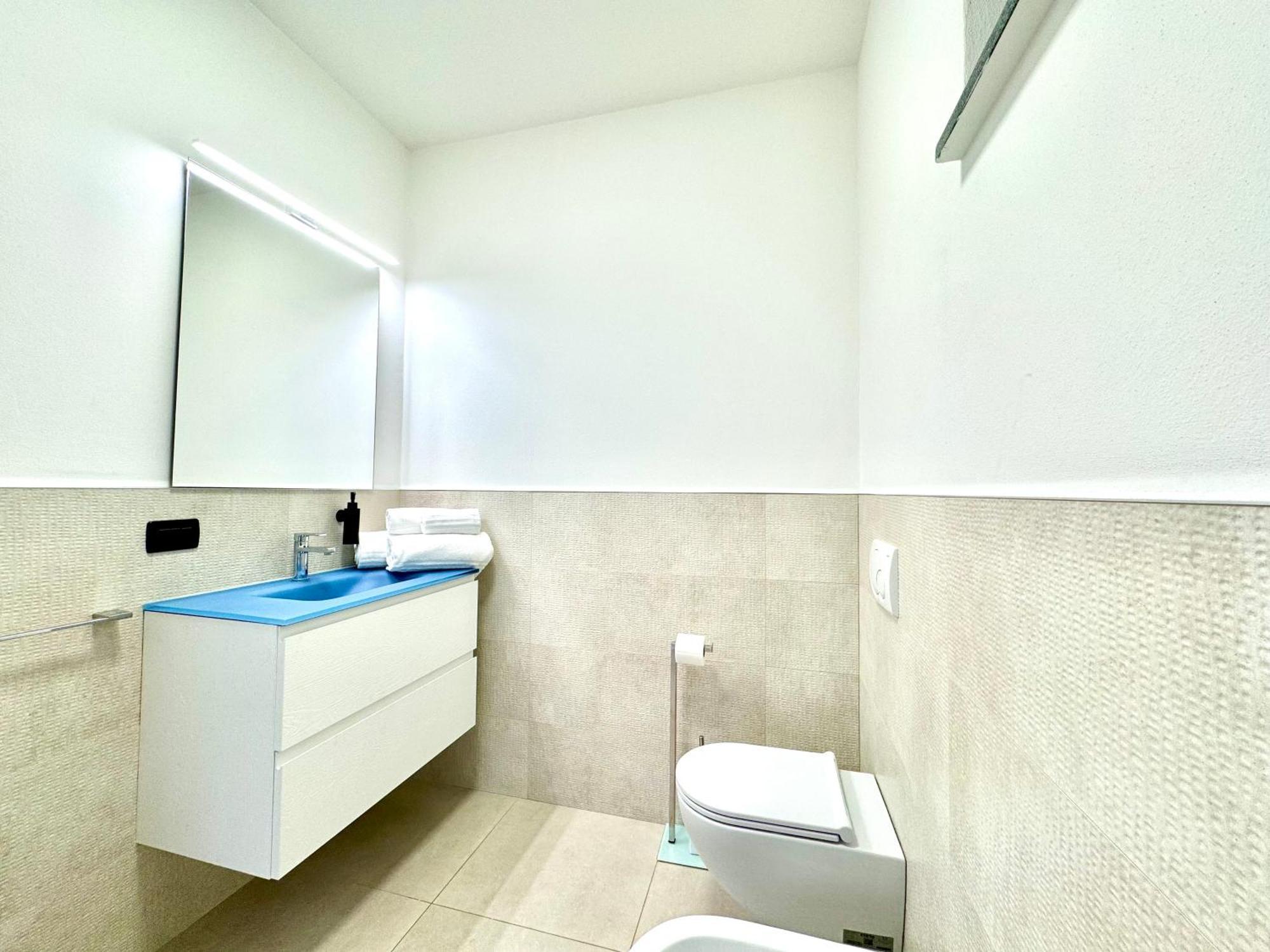 Mirage Rooms & Apartments 韦内雷港 外观 照片