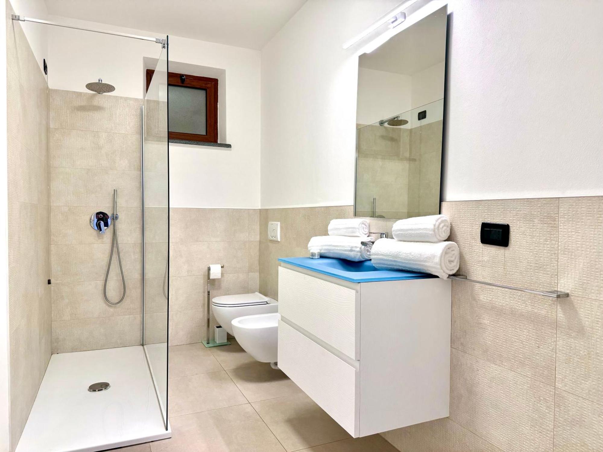 Mirage Rooms & Apartments 韦内雷港 外观 照片